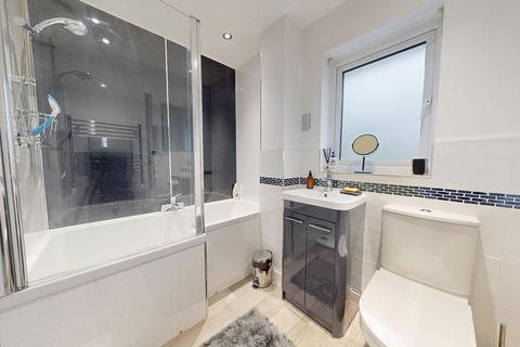 25 Ashton Close, Daventry, NN11 9YW