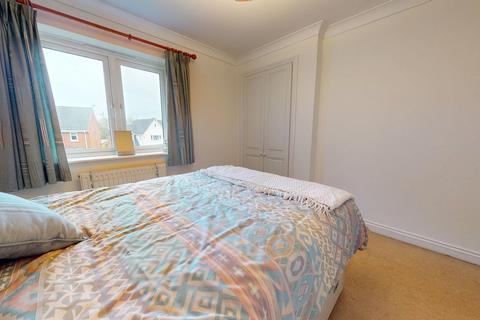 25 Ashton Close, Daventry, NN11 9YW