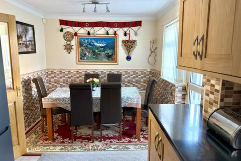 undefined, Millbank, Oulton Broad, Lowestoft, Suffolk, NR32