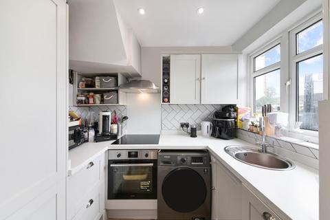 3 bedroom semi-detached house for sale, Elmdene, Surbiton