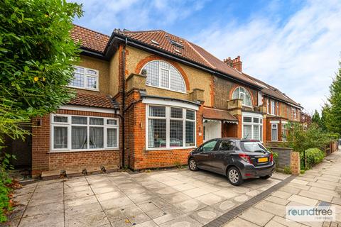 undefined, Egerton Gardens, Hendon NW4