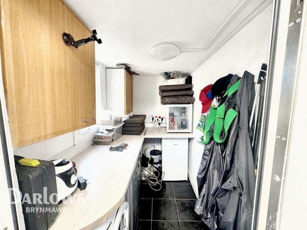 Utility room, utility