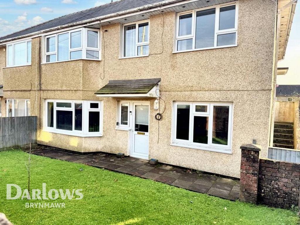 Semi-detached house exterior, garden