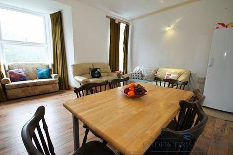 undefined, 6 Bed Flat, (Top floor) Cliff Terrace