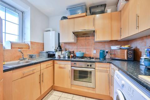 2 bedroom flat for sale, Staple Street, Borough, London, SE1