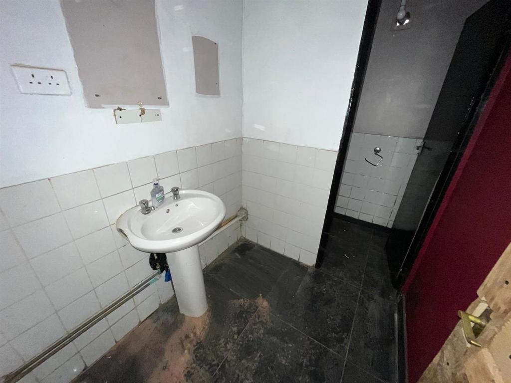 Whats App Image 2025-10-22 at 09.03.38 e7255299.jpg