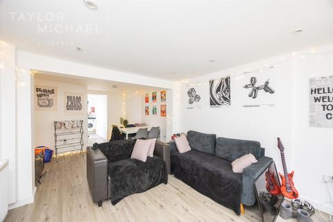 5 bedroom terraced house to rent, South Street, Brighton