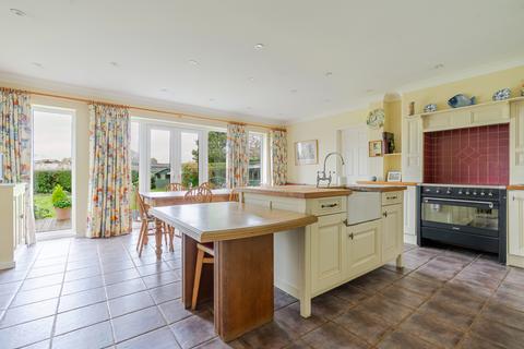 4 bedroom detached house for sale, Lower Icknield Way, Aylesbury HP17