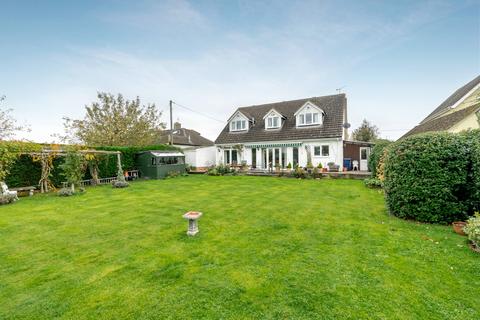 4 bedroom detached house for sale, Lower Icknield Way, Aylesbury HP17