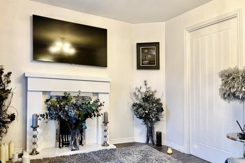 3 bedroom terraced house for sale, Oxford Close, Longbenton, Newcastle upon Tyne, NE12