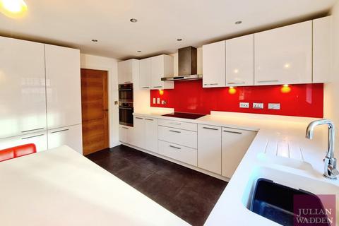 4 bedroom detached house to rent, Bramwell Way, Wilmslow, Cheshire, SK9