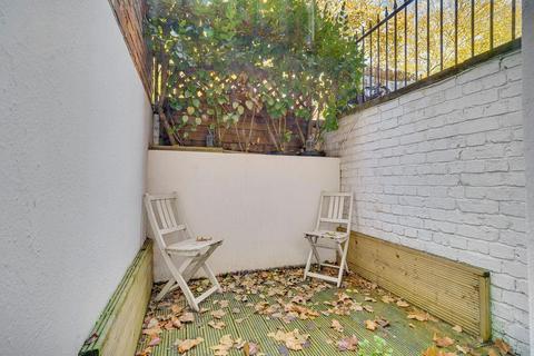 1 bedroom flat for sale, New King's Road, London, SW6