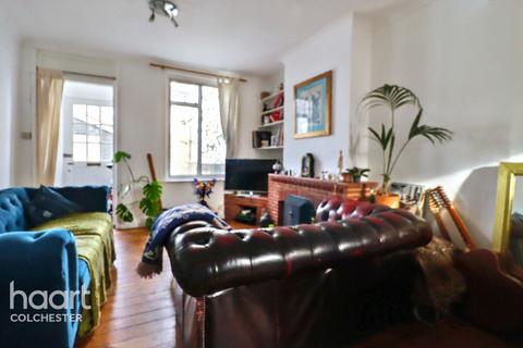 2 bedroom terraced house to rent, Northgate Street, Colchester