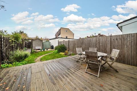 undefined, Victoria Road, Mitcham, CR4