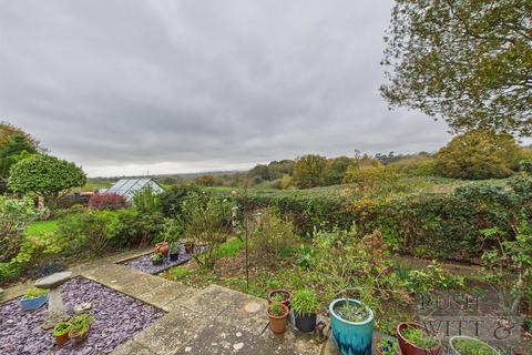 undefined, Downs View, Ninfield