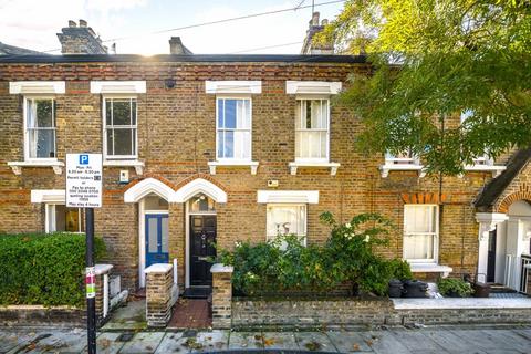 3 bedroom house for sale, Sabine Road, London SW11