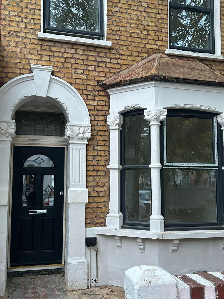 287006 25 stgeorgessquare img 11 0000