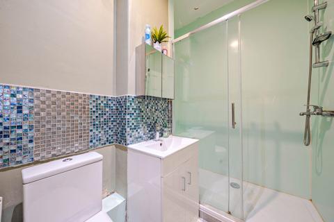1 bedroom flat for sale, Queensway, Bayswater, London, W2