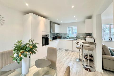undefined, Tithe Close, London