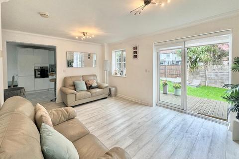 undefined, Tithe Close, London