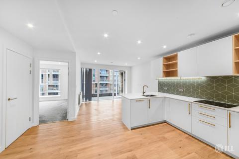 1 bedroom flat to rent, Mary Neuner Road London N8