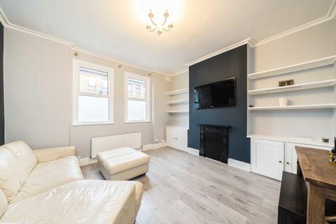 2 bedroom flat to rent, Garratt Terrace, London SW17
