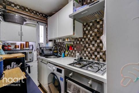 undefined, Hastings Close, Barnet