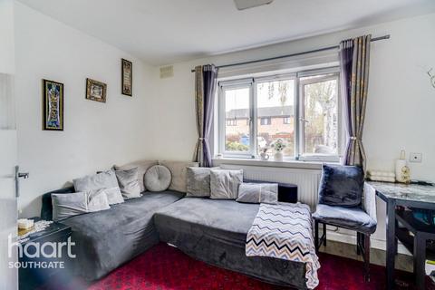 undefined, Hastings Close, Barnet