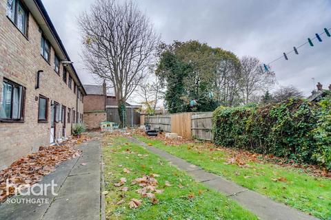 1 bedroom flat for sale, Hastings Close, Barnet
