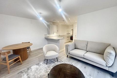 2 bedroom apartment to rent, The Poppies, Prestwich