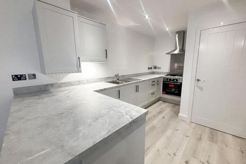 2 bedroom apartment to rent, The Poppies, Prestwich