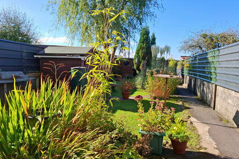 undefined, New Road, Ammanford SA18