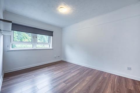 2 bedroom apartment to rent, Glen Etive Place, Rutherglen G73