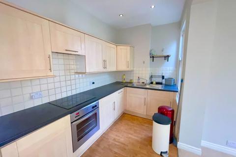 3 bedroom maisonette to rent, Badminton Road, Clapham, London, SW12