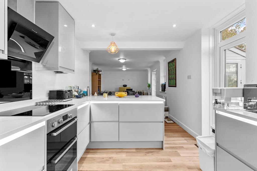 Family/dining kitchen