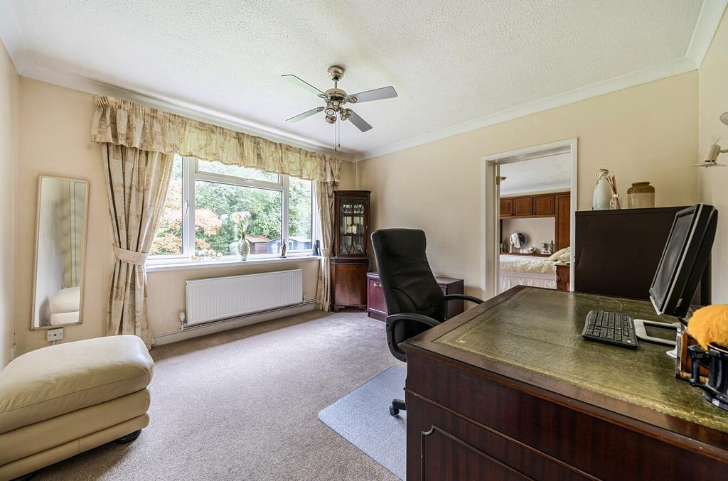 1365706-21-68ece0...