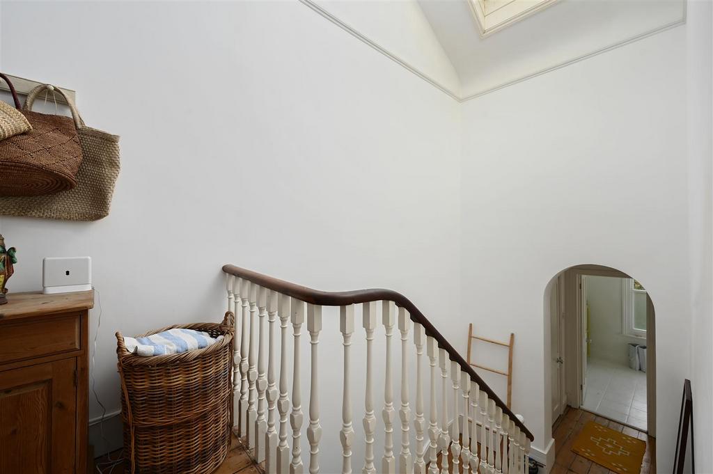 34 LOWER PARK ROAD - TN342 LA - PHOTOs (4).jpg