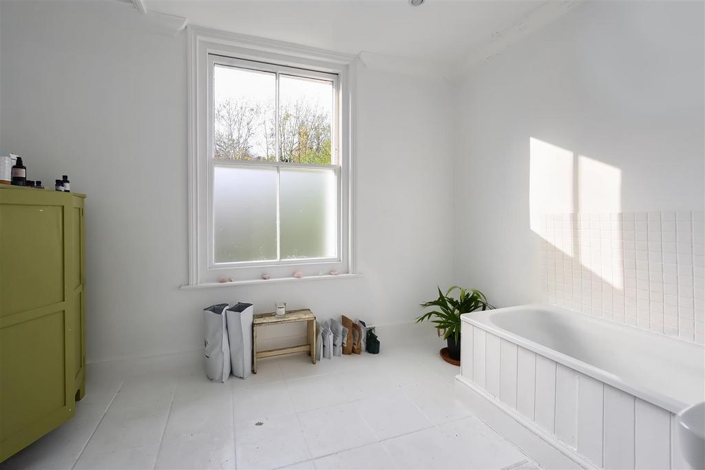 34 LOWER PARK ROAD - TN342 LA - PHOTOs (8).jpg
