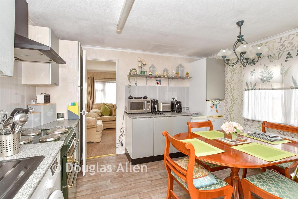 Kitchen/ Diner