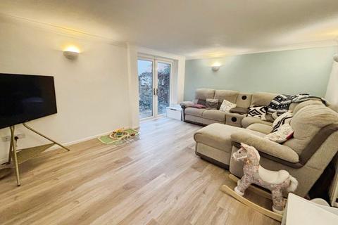 3 bedroom detached house for sale, High Street, Brandon IP27