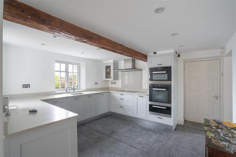 5 bedroom detached house for sale, Brandon Crescent, Leeds LS17