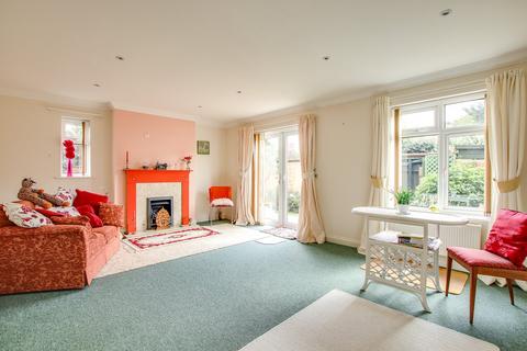 3 bedroom semi-detached house for sale, Christchurch Road, Barton on Sea, New Milton, BH25