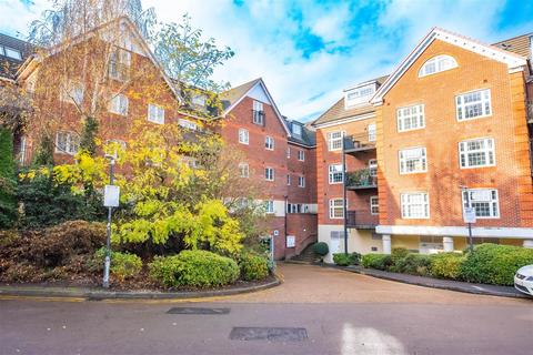 undefined, 283 London Road, Camberley GU15