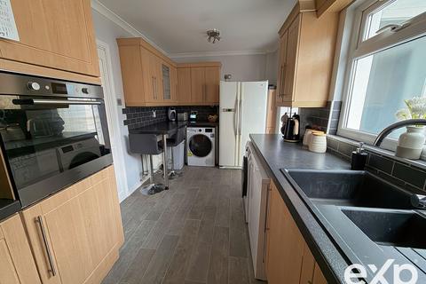 59 Ridgeway, Dartford, DA2 7JW
