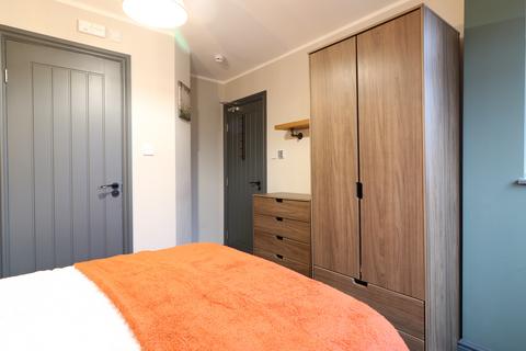 undefined, 121, Herschel Crescent OX4