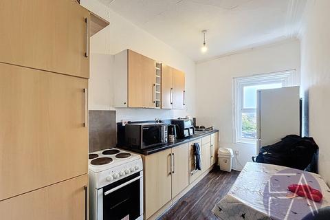 6 bedroom semi-detached house for sale, Castle Walk, Southport PR8