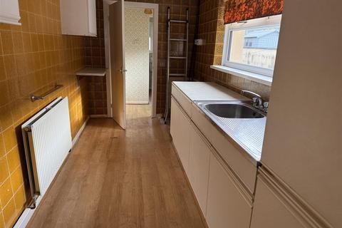 3 bedroom terraced house for sale, Heol Tregoning, Llanelli