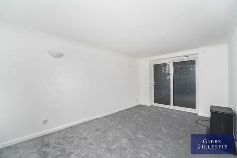 2 bedroom flat to rent, Morse Close, Harefield, Harefield, UB9