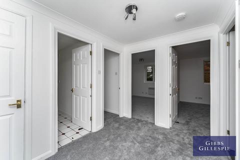 2 bedroom flat to rent, Morse Close, Harefield, Harefield, UB9