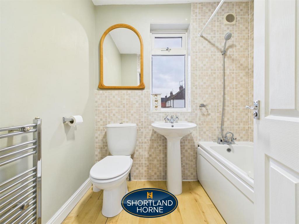 CAM01906 G0-PR0629-STILL012.jpg